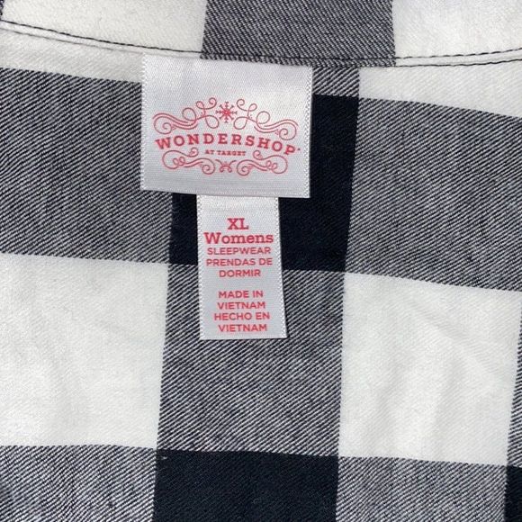 🪷 Women's Wondershop Black Gray and White plaid with red trim Nightgown Size:XL - Picture 2 of 9